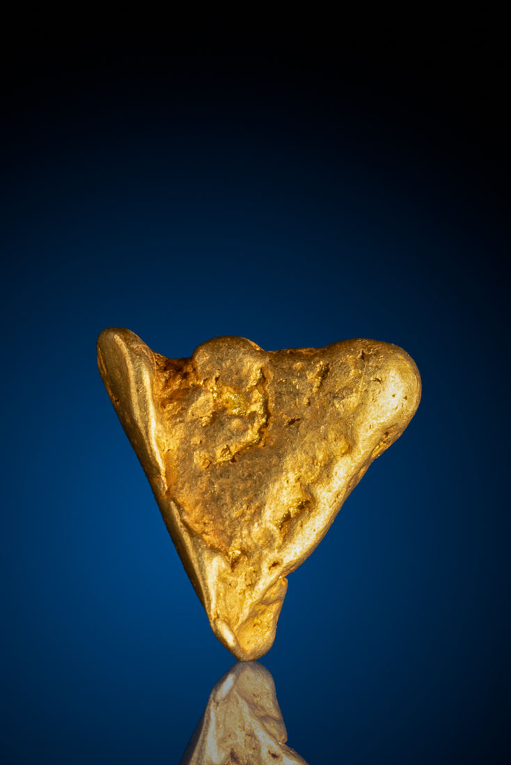 (image for) Brilliant Rare Natural Gold Triangle Nugget from the American River - 5.95 grams